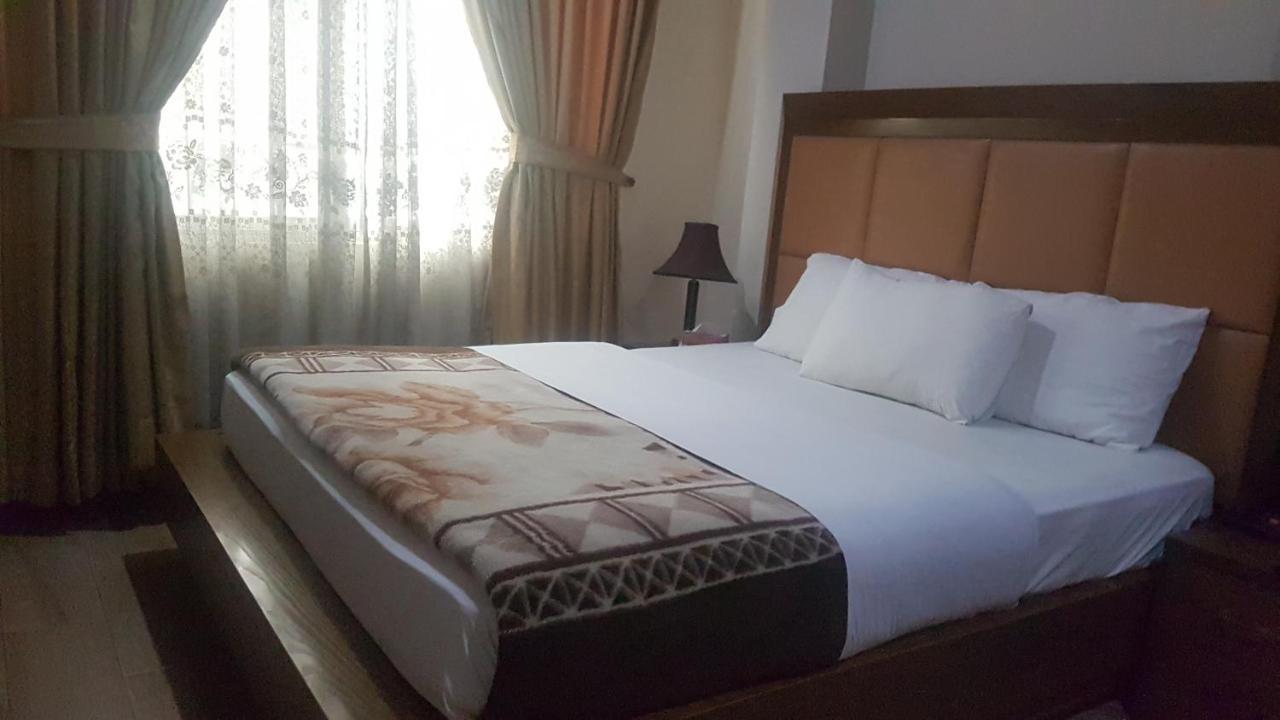 Midtown Hotel Rawalpindi Eksteriør bilde
